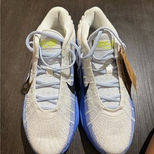 Nike White and Blue Sneakers